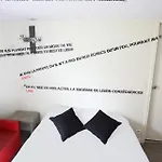 Absolute Republique Hotel Paris