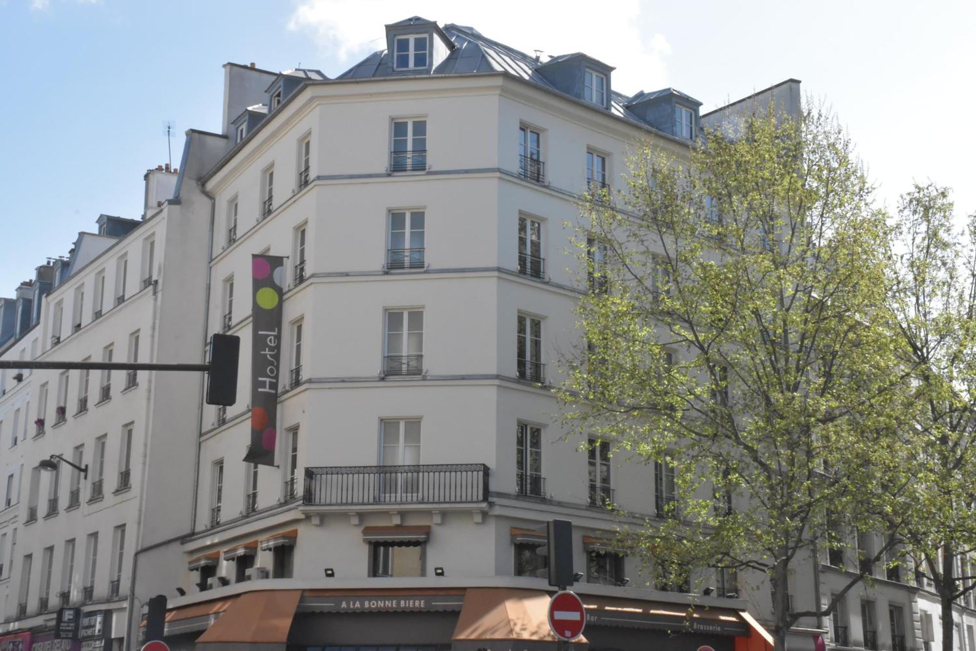 Hotel Absolute Republique 2*