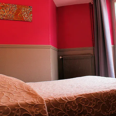 Absolute République Hotel