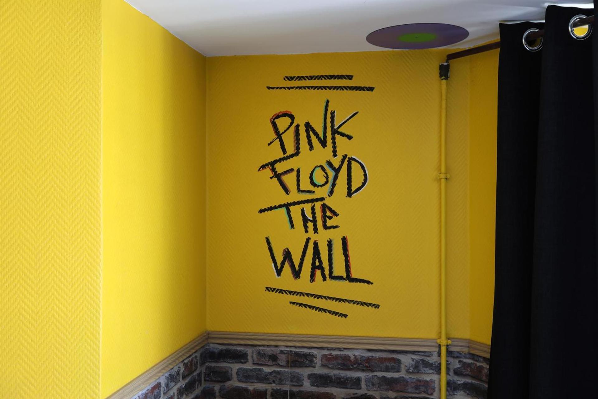 Absolute Republique 2* Paris