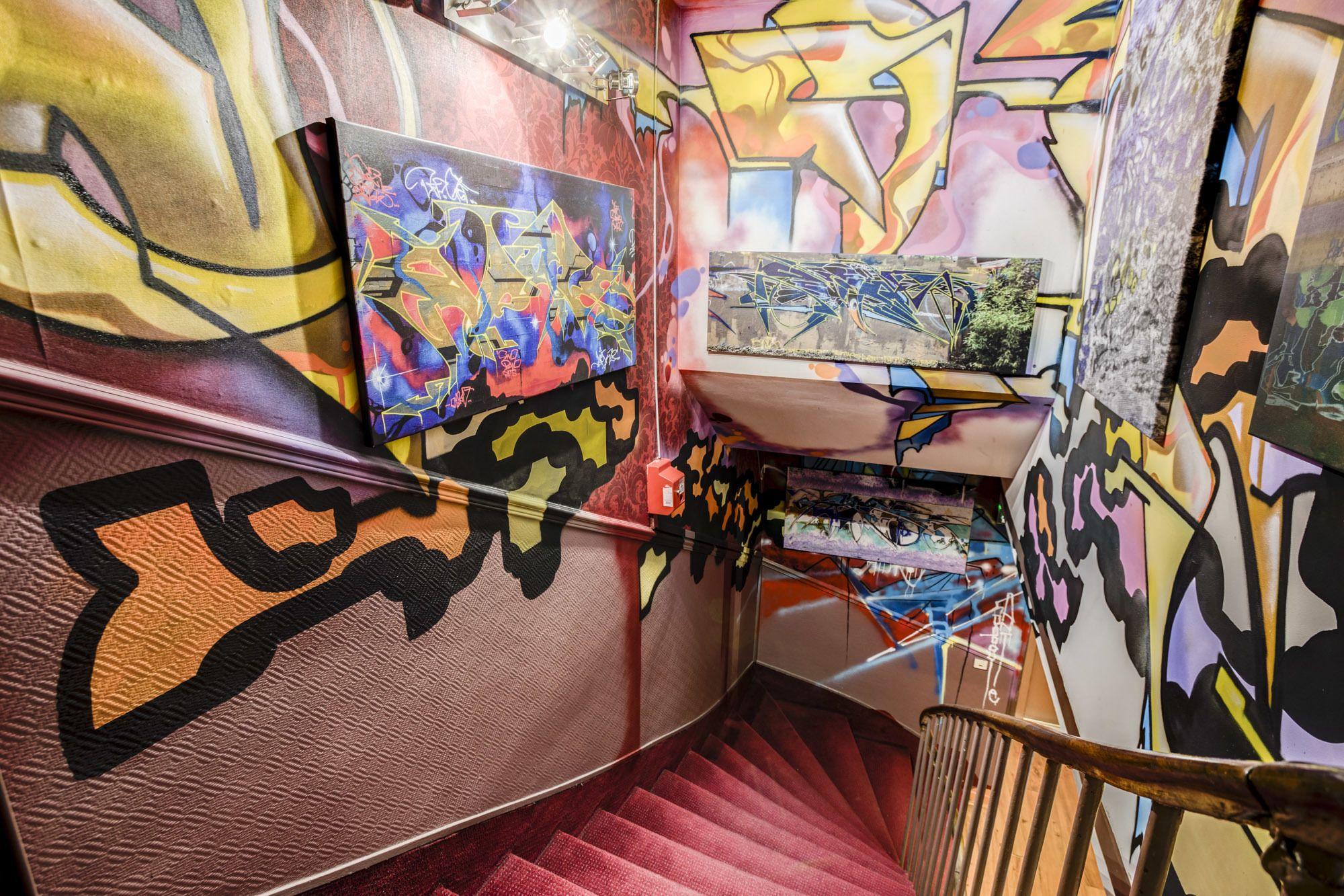 Absolute Republique Hotel 2*