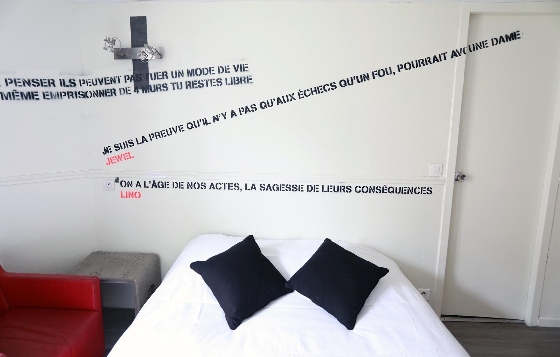 Absolute Republique Paris