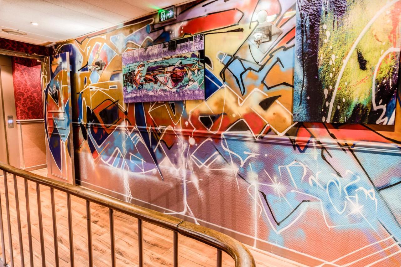 Absolute Republique Hotel Paris