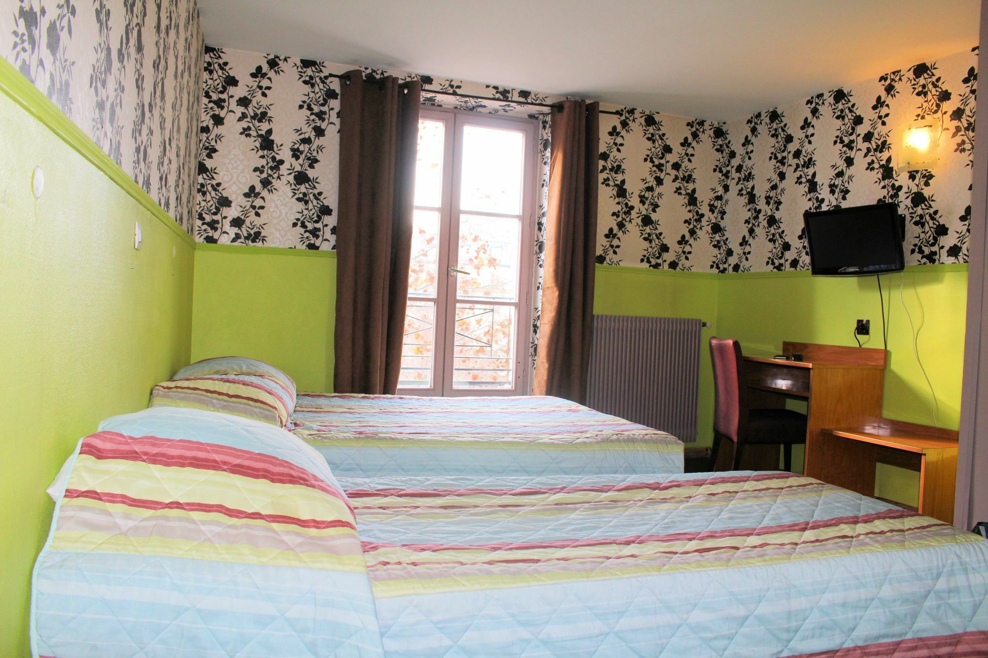 Absolute Republique Hotel