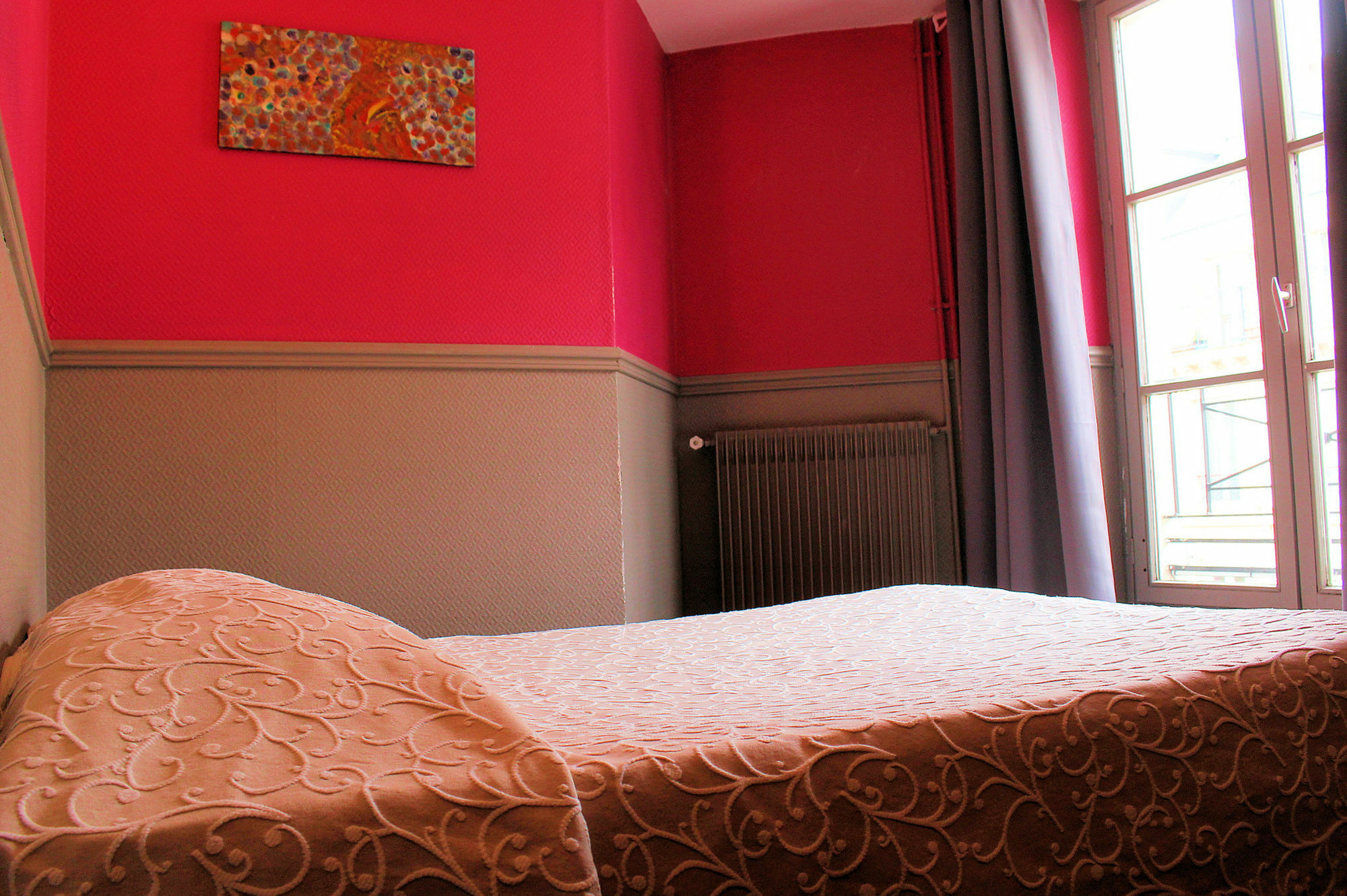 Absolute Republique Hotel